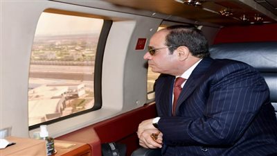 الرئيس السيسي يتفقد جوًا الموقف التنفيذي وسير الأعمال الإنشائية للعاصمة الإدارية الجديدة