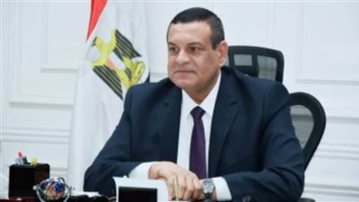 وزير التنمية المحلية: 