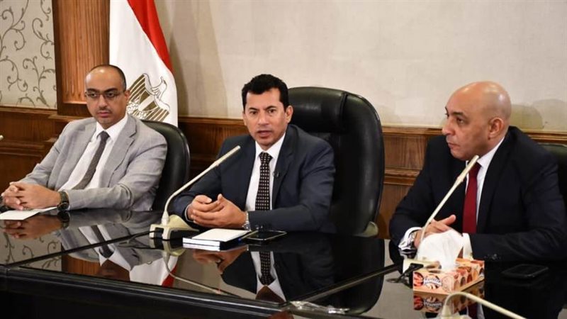 د. أشرف صبحى