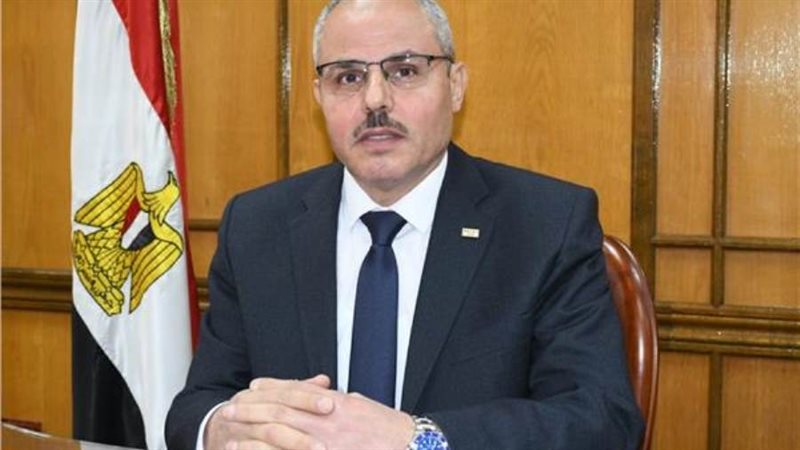 الدكتور ناصر مندور