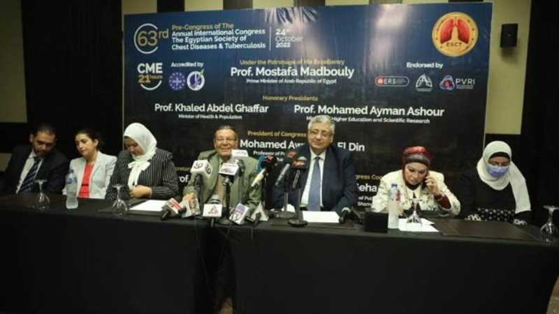 عوض تاج الدين خلال