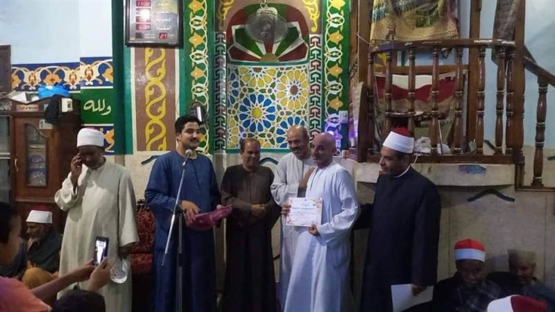 جانب من الامسية