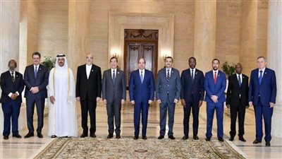 صورة تذكارية للرئيس السيسي مع وزراء الدول المصدرة للغاز 