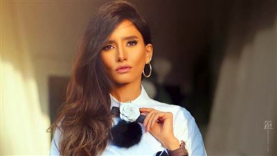 زينة من بيروت: أنا لذيذة قوي