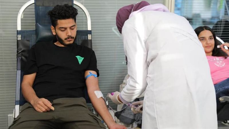 التبرع بالدم بجامعة