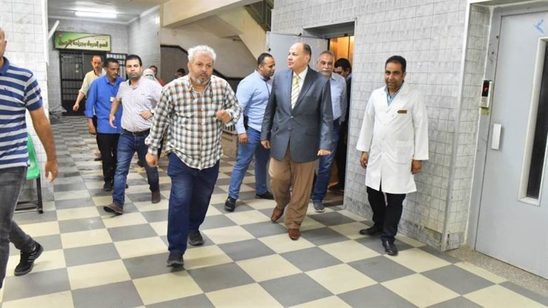 محافظ أسيوط يتفقد
