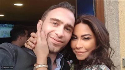 مفاجأة.. من الذي يدير فيسبوك شيرين وهي في المستشفى؟