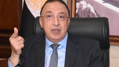 محافظ الإسكندرية يشدد على رؤساء الأحياء بتكثيف الحملات المكبرة لتطبيق الإجراءات الاحترازية