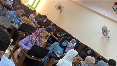 الوفد الهولندي يعقد عدداً من الورش والمحاضرات العلمية بكليتي الزراعة والحاسبات والذكاء الاصطناعي بسوهاج