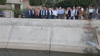  وزير الري ومحافظ بني سويف يتفقدان أعمال تأهيل وتبطين الترع