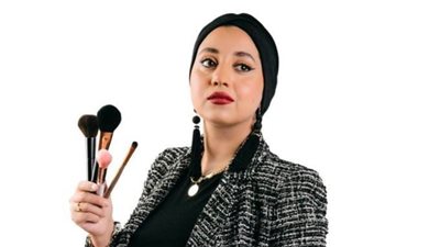 فريدة أشرف توضح قواعد استخدام الماكياج بشكل صحيح في الشتاء