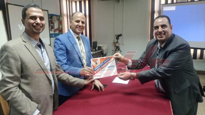 خلال التكريم