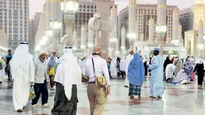 زوار المسجد النبوي يثمنون جهود المملكة في خدمة قاصدي ثاني الحرمين 