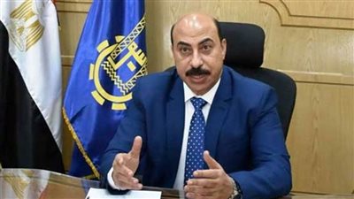 محافظ أسوان يوجه بسرعة تقديم التسهيلات الممكنة لصرف الأدوية للمرضى بمركز الأورام