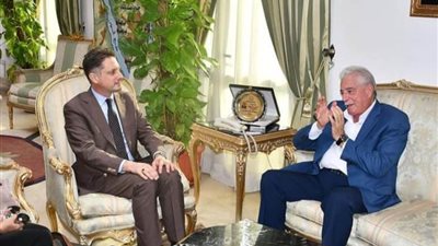 نائب السفير الفرنسي بالقاهرة: الرئيس ماكرون ووفد وزاري يشاركون في فعاليات مؤتمر المناخ