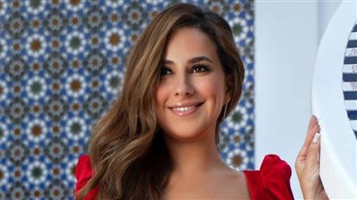 شيري عادل تكشف عن أول فيديو من عقد قرانها