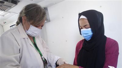 علاج 1072 مريضًا فى قافلة طبية ضمن حياة كريمة فى بنى سويف