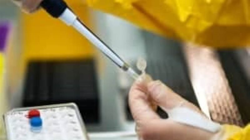 مختبرات بيولوجية