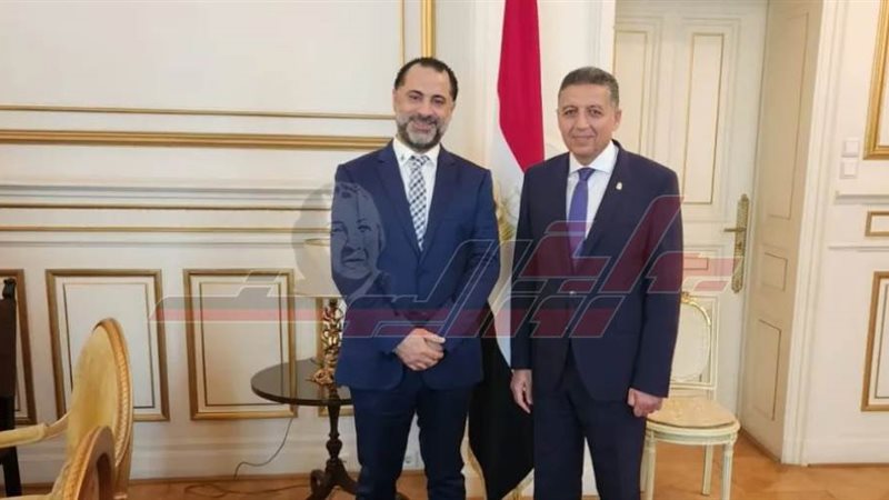 خلال اللقاء