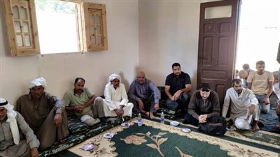 محافظ شمال سيناء يؤكد الاهتمام بأهالى المحافظة وتوفير احتياجاتهم