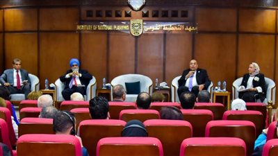 محيي الدين: استضافة مصر لمؤتمر الأطراف مهم لزيادة الوعي والمشاركة المجتمعية في التعامل مع قضايا المناخ 