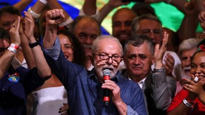 بعد فوزه في الانتخابات الرئاسية لولا دا سيلفا يعد بعودة البرازيل للساحة الدولية