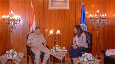 نائب محافظ البحيرة تستقبل مساعد رئيس أركان حرب القوات المسلحة