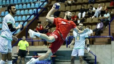 رجال يد الأهلي يفوز على البنك بالدوري