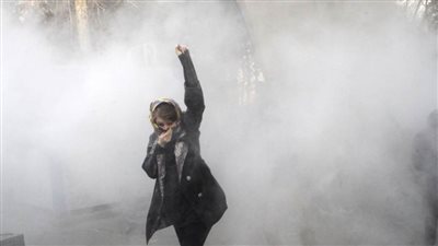 إيران تعلن اعتقال 7 عناصر على صلة بهجوم شيراز الإرهابي