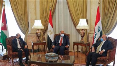 وزراء خارجية مصر والأردن والعراق يعقدون اجتماعا على هامش الاجتماعات التحضيرية للقمة العربية