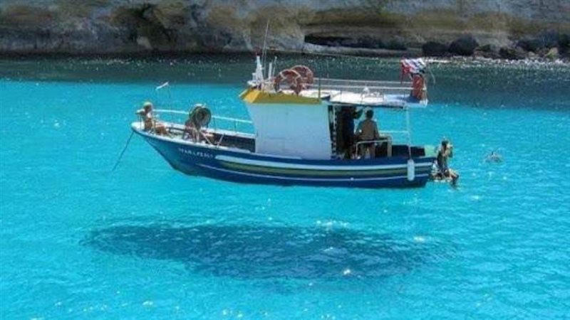 بحيرة فلاتهيد الأمريكية