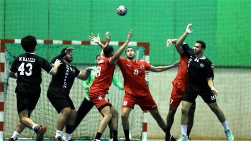 يد رجال الأهلي