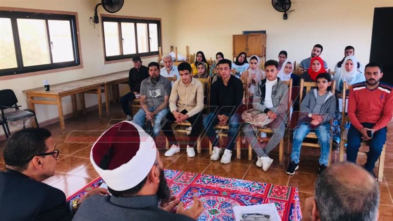 خلال الندوة