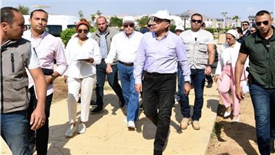رئيس الوزراء يتفقد الحديقة المركزية بشرم الشيخ