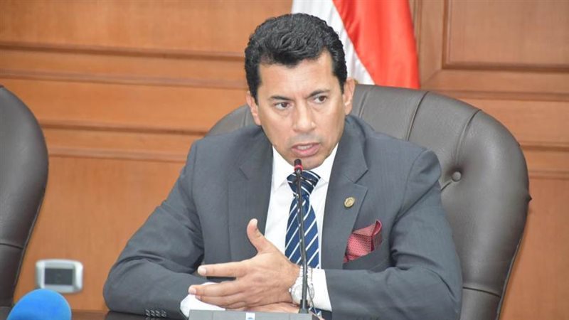 د. أشرف صبحى