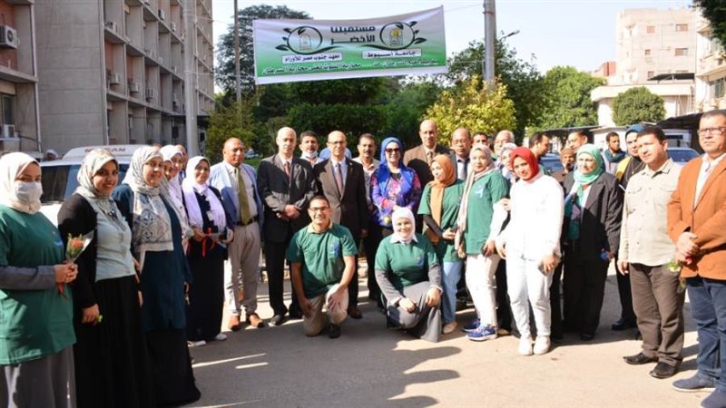 رئيس جامعة أسيوط