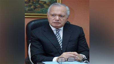 رئيس الوزراء السابق الرئيس السيسي قدم بالقمة العربية معالجة للكثير من قضايا المنطقة والعالم