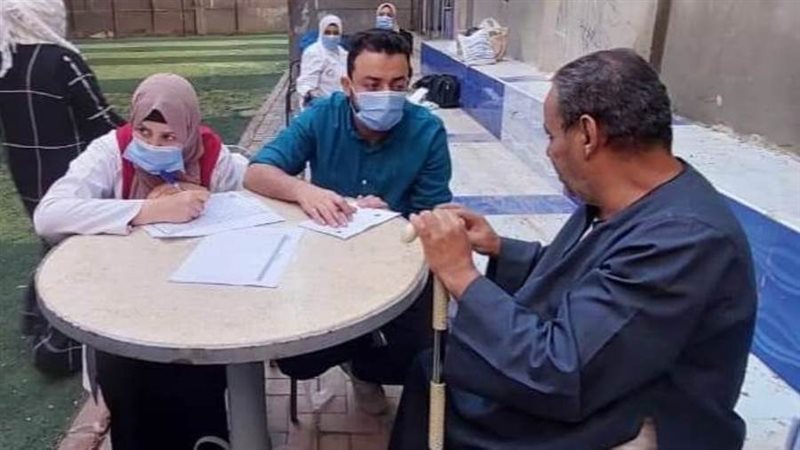 جانب من الكشف على