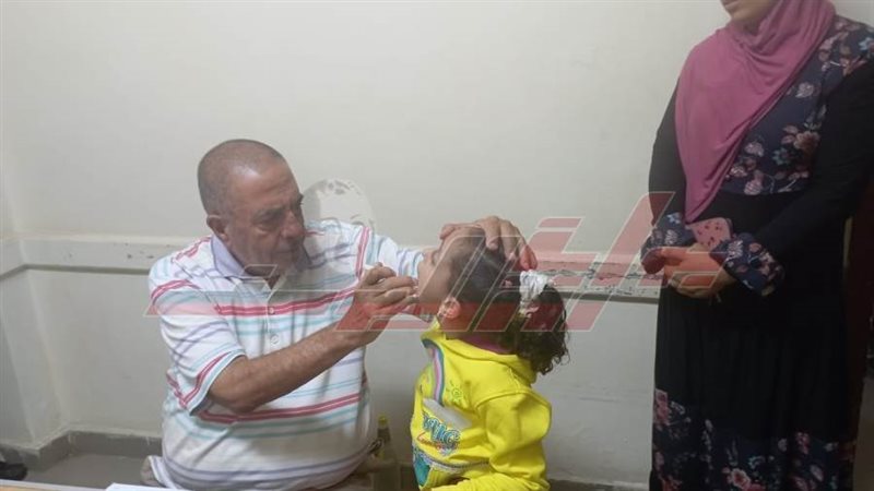 الكشف علي المواطنين