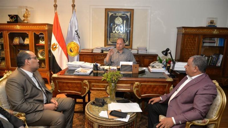 محافظ أسيوط يوجه