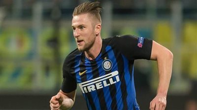 مانشستر يونايتد يتصدر سباق ضم 