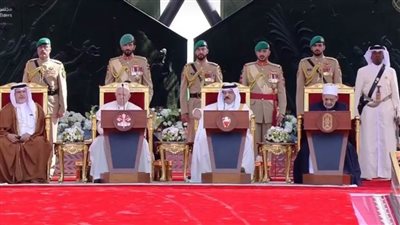 البابا فرنسيس: الوقت الحالي وللأسف الشرق والغرب يشبهان بصورة متزايدة بحرين متخاصمين