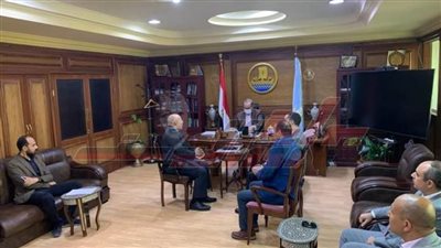 محافظ كفر الشيخ يناقش الفرص الاستثمارية 