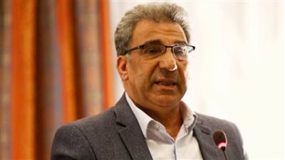 مساعد وزير السياحة لشؤون الرقابة على المنشآت الفندقية يعتذر عن الاستمرار في مهام منصبه