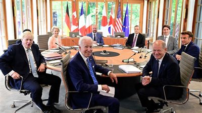 بايدن وشولتز يرفضان 