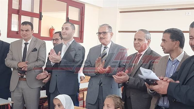 افتتاح المدارس