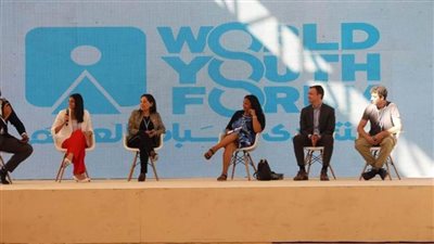 مبادرة شباب بلد تعقد جلسة نقاشية بالمنطقة الخضراء «COP27»