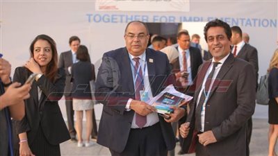 د. محيي الدين رائد المناخ لقمة COP27 يُشيد بـ
