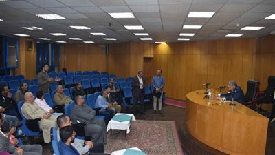 محافظ المنيا يطالب تجار الأرز بعدم الاحتكار وإلا ستتعرضون للمساءلة القانونية 