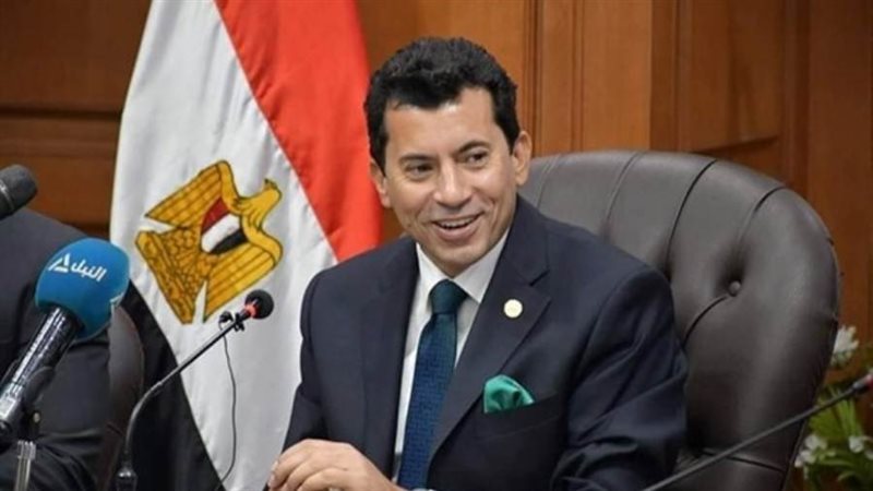 وزير الشباب والرياضة